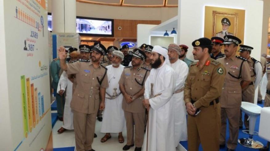 جريدة الرؤية العمانية شرطة عمان السلطانية عين ساهرة على إرساء