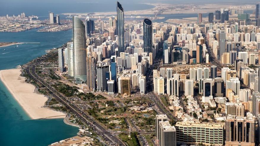 رويترز الإمارات تجسست على هاتف أمير قطر و زعماء أجانب بمشاركة ضباط