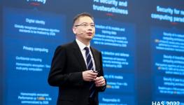 جيانغ تاو، نائب رئيس خط منتجات الحوسبة في هواوي.jpg