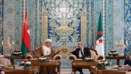 جلالة السلطان اللقاء الودي الجزائر  (4).jpg