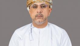 سعادة الشيخ هلال بن سعيد الحجري محافظ الداخلية.png