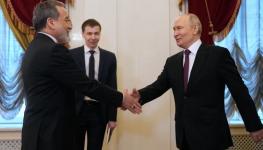 بوتين وعراقجي.jpg