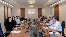 جانب من اللقاء مع الملاحق الخليجية الثقافية.jpg