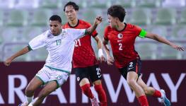 الأحمر الشاب (1).jpeg