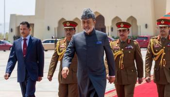 جلالة السلطان يغادر (3).jpg