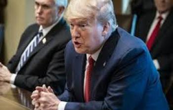 ترامب يتراجع عن خطة فتح الاقتصاد في منتصف أبريل وسط تحذيرات بشأن كورونا.jpg