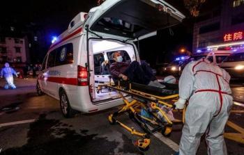 وفاة صيني تعافى من كورونا.. وتدابير جديدة للتأكد من الشفاء.jpg