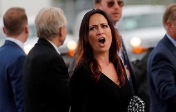 المتحدثة باسم البيت الأبيض ستيفاني جريشام.jpg