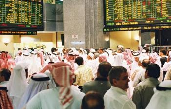 أسواق دبي وأبوظبي تهوي لأدنى مستوى منذ سنوات.jpg