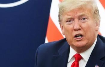 ترامب يقيل مسؤولا بالمخابرات كان له دور في تحقيق مساءلته.jpg