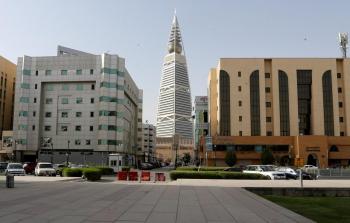 حظر تجول كامل في عاصمة السعودية والكويت تعزل منطقتين لمواجهة كورونا.jpg