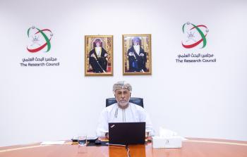 صاحب السمو السيد شهاب بن طارق يترأس اجتماع هيئة المجلس لهذا اليوم (2).jpg