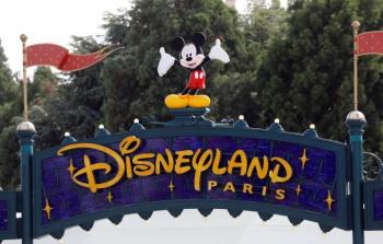 ديزني لاند.jpg