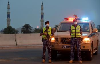 الشرطة كورونا منع الحركة الإغلاق التام (6).JPG