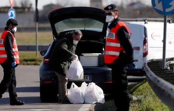 مصابون بلا أعراض.jpg