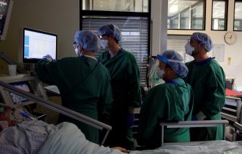 الإصابات بفيروس كورونا في الولايات المتحدة تتجاوز 19 مليونا.jpg