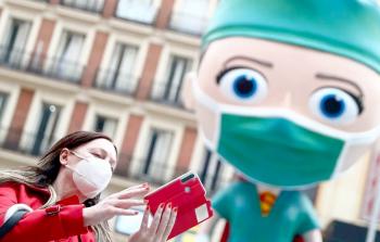 كورونا كمامة.jpg