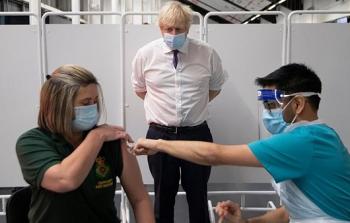 بريطانيا تطعم.jpg