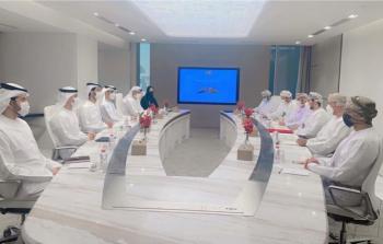 اليوسف يبحث مع الامارات.jpg