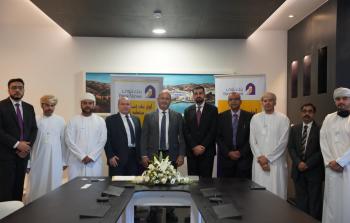 خلال التوقيع.jpg