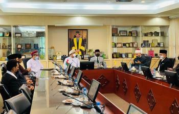 جانب من جلسات العمل.jpg