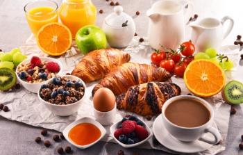 ~breakfast-served-with-coffee--juice_24193604_detail.jpg
