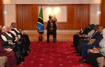 رئيس زنجبار.jpg