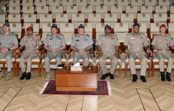 مسؤول عسكري.jpg