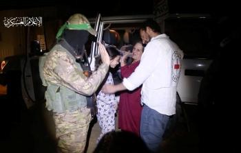 2023-11-25T233439Z_705086544_RC2NK4AN6JTI_RTRMADP_3_ISRAEL-PALESTINIANS-HOSTAGES.jpg