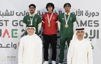 ذهبية سباح المنتخب حسين طارق.jpg