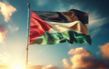 صور علم فلسطين يرفرف بدقة عالية.jpg