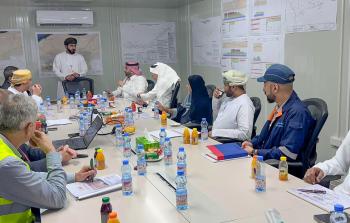 صورة لزيارة الوفد لاحد المشاريع الانشائية  (2).jpg