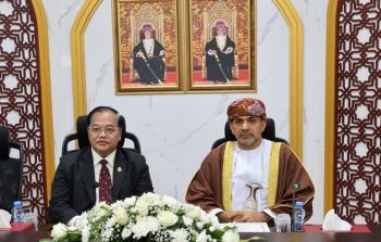 عمان وكمبوديا.jpg
