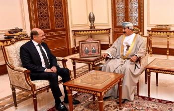وزير المكتب السلطاني يستقبل وزير الخارجية وشؤون المغتربين باليمن.jpg