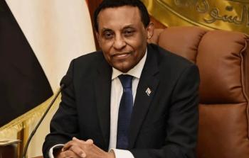 كامل إدريس.jpg