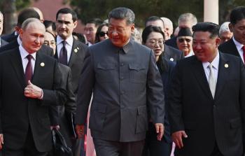 شي وبوتين وكيم.jpg