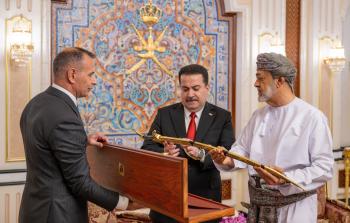 جلالة السلطان مأدبة عشاء رئيس الوزراء العراقي (7).jpg