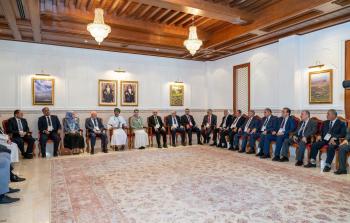 رئيس الجامعة يستقبل رؤساء الوفود.jpg