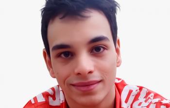 ريشة.jpg