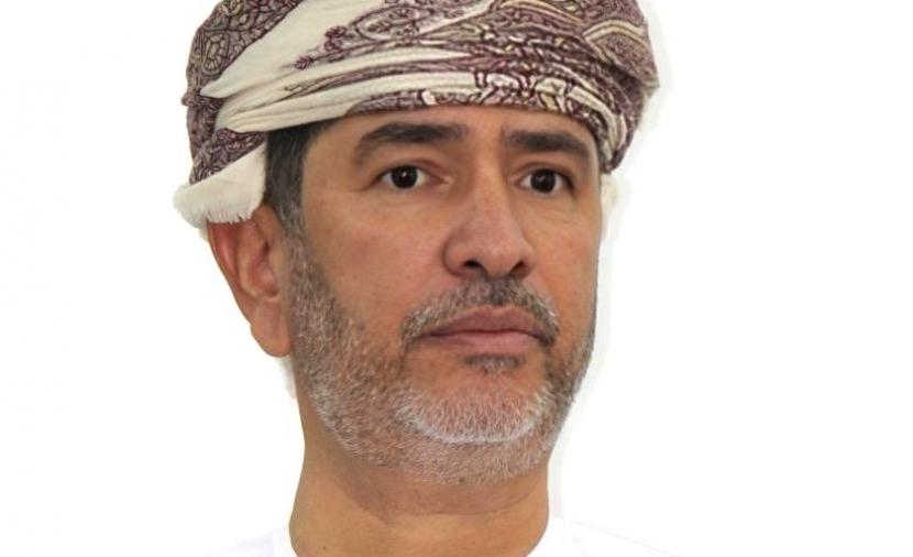 علاقاتنا تحت أوامر الشاشات الكفية 