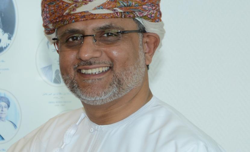 علي عبدالحسين اللواتي. حين يصبح أعلى منصب في الشركة "وظيفة ظل" 