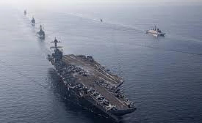 حاملة الطائرات الأمريكية "فورد" تدخل البحر الأحمر.. وإيران تتوعد بتعزيز قدراتها البحرية 