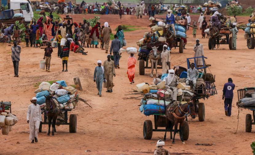 السعودية تسعى لدعم حكومة مدنية سودانية بالتنسيق مع البرهان 