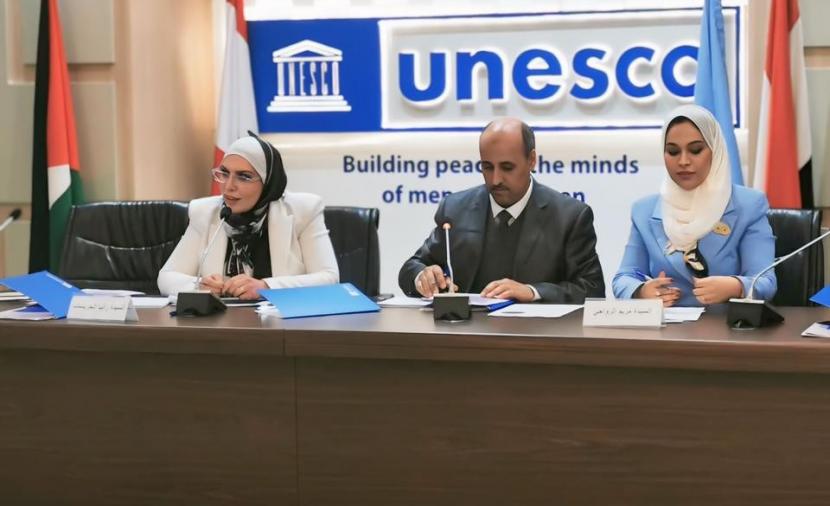 "سلطنة عُمان تشارك في المنتدى العربي الثاني لتخضير التعليم ببيروت 