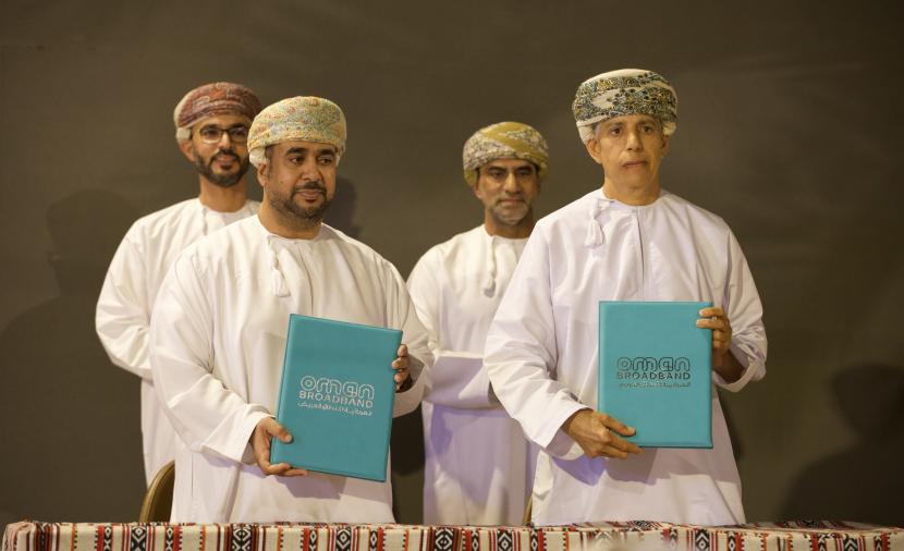 اتفاقية تعاون لتوفير خدمات الألياف البصرية في سوق العقر 