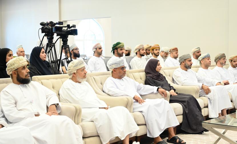 "عُمان تبتكر" تستشرف مستقبل صناعة السيليكون وفرص بناء منظومة وطنية تنافسية 