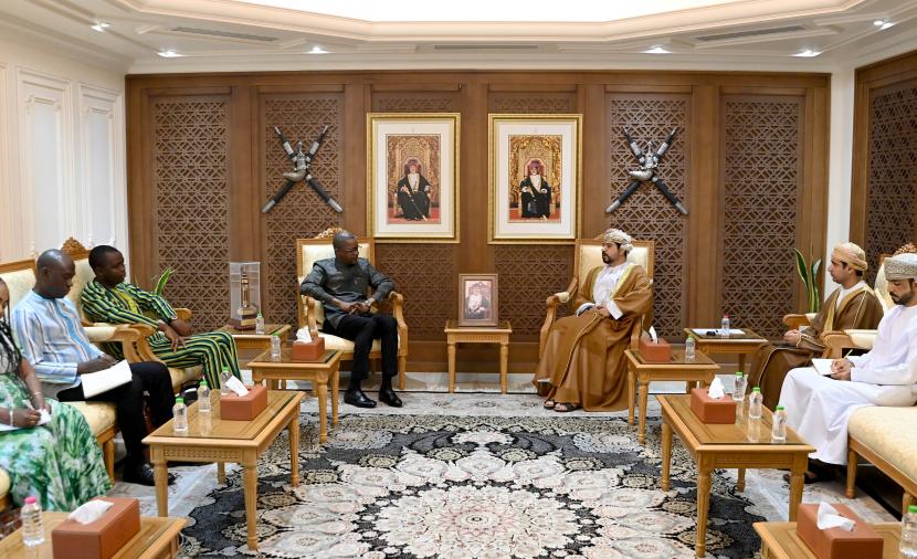 استعراض مجالات الشراكة الاقتصادية والاستثمارية بين عُمان وبوركينا فاسو 