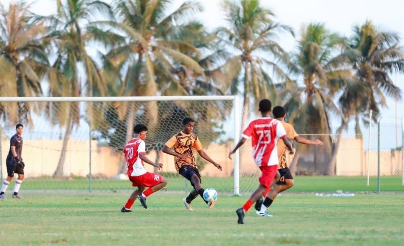 الطليعة والمصنعة يشعلان صراع "دوري تحت 17 سنة" 