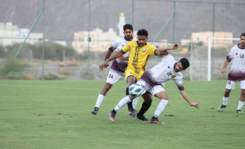 منافسات قوية مع انطلاق دوري أبطال جنوب الباطنة بولاية العوابي 