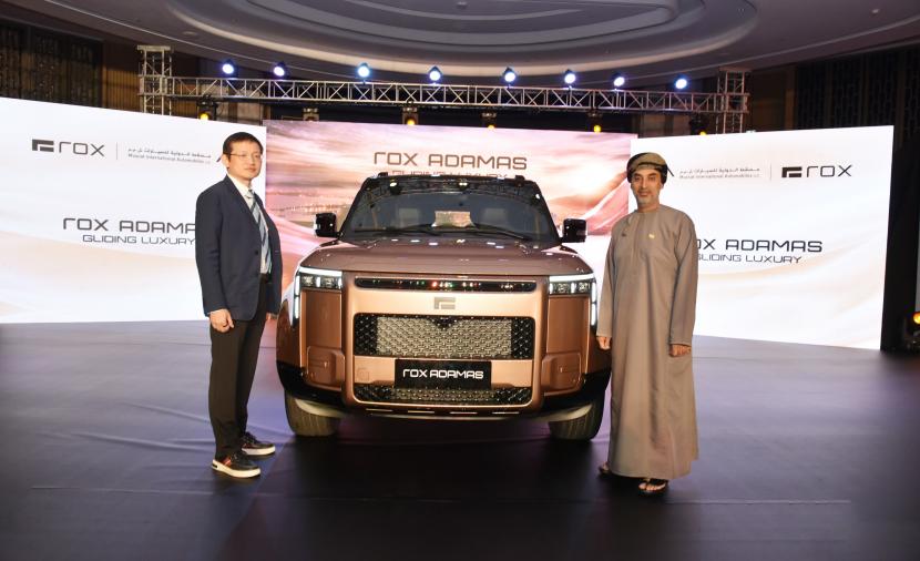 "مسقط الدولية للسيارات" تدشن الطراز الثوري "روكس أدماس" 